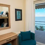Vakantiehuis Luxurious Seaside *