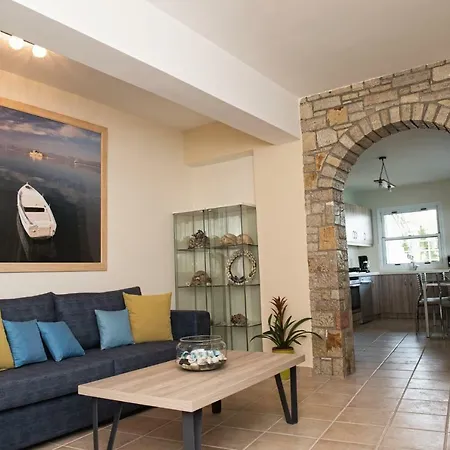 Luxurious Seaside * Киверион